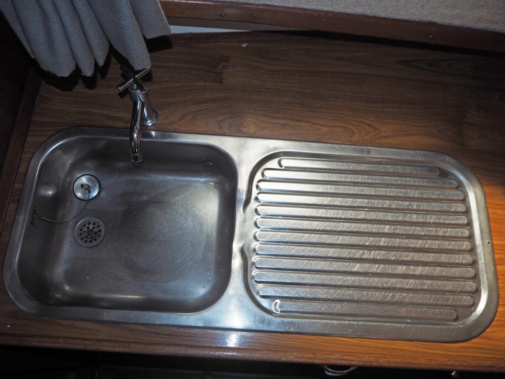 Fore ship, Accommodation